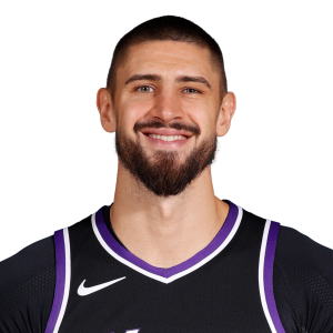 Alex Len headshot