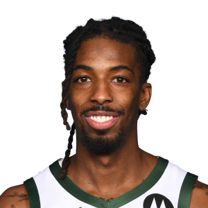 Delon Wright headshot