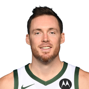 Pat Connaughton headshot